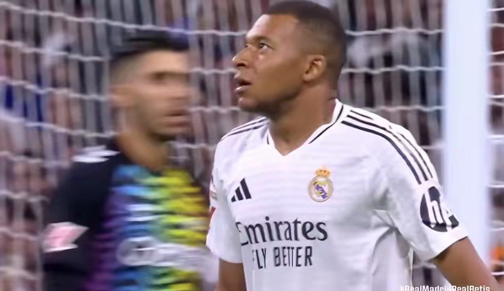 爱游戏体育-包含姆巴佩在利物浦比赛中晋级下一阶段，晋级下一阶段引发热议！全场沸腾不已的词条