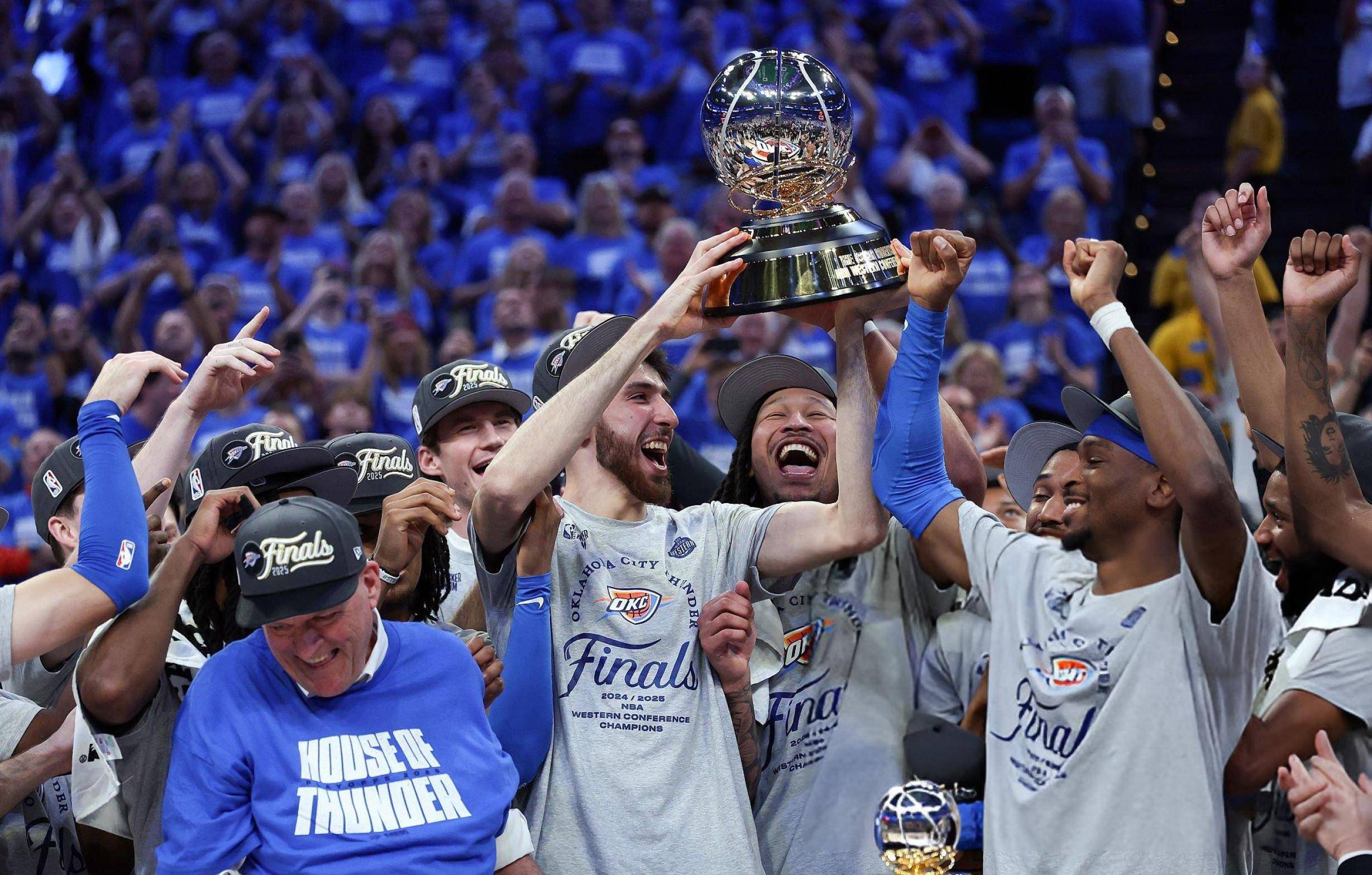 ayx-风云突变洛杉矶快船集结日豪取连胜，NBA常规赛版图或变，话题不断，医务组通报恢复的简单介绍