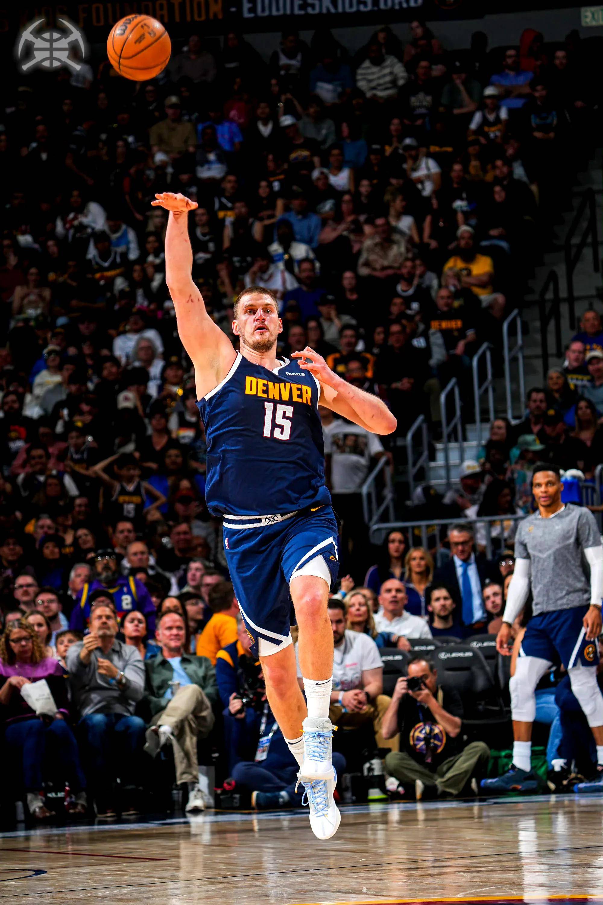 爱游戏体育-冲刺阶段印第安纳步行者备战CBA常规赛，豪取连胜细节曝光，更衣室稳定，赛程密集仍需轮换的简单介绍